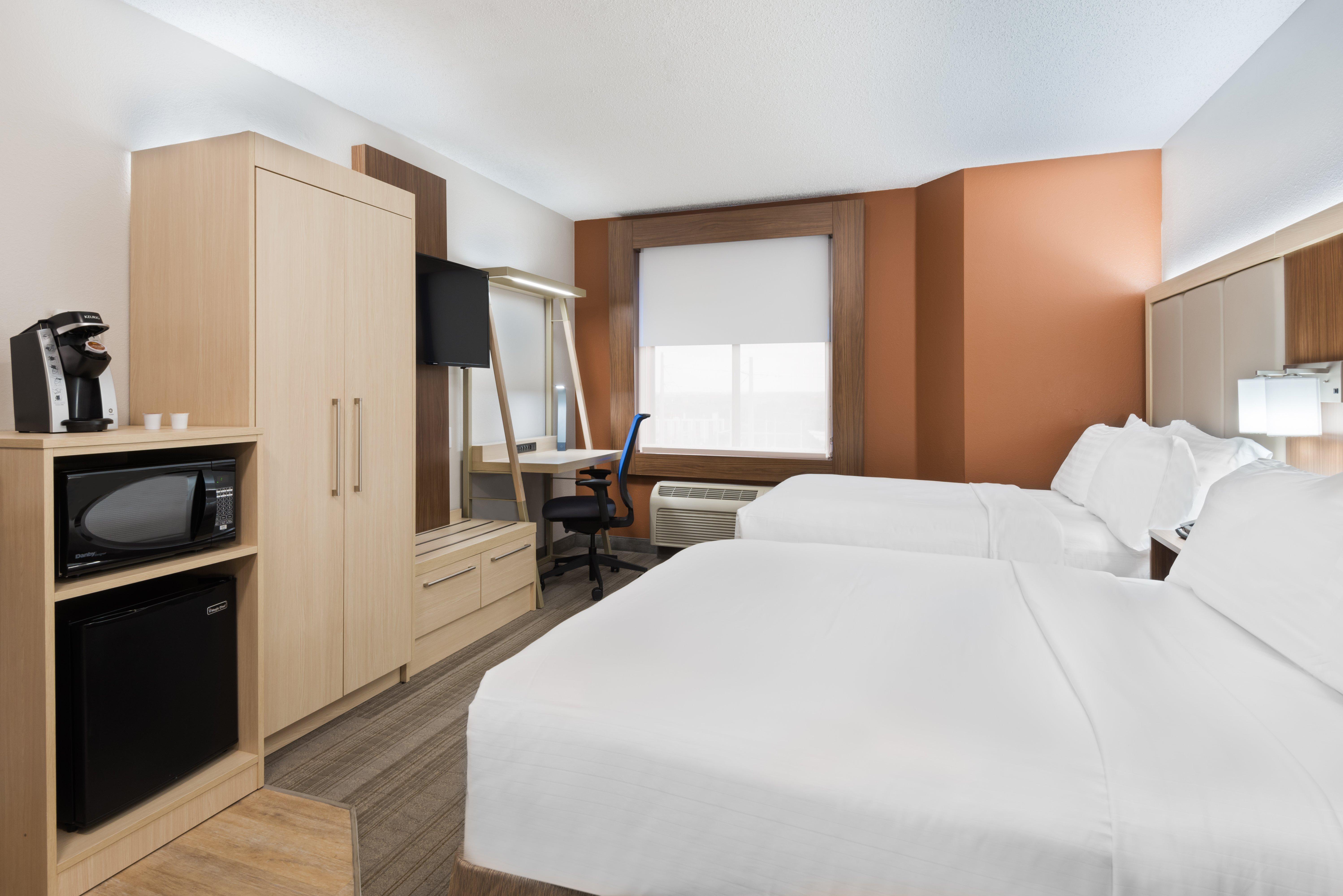 Hotel Holiday Express & - Nearest Universal By Ihg 3*