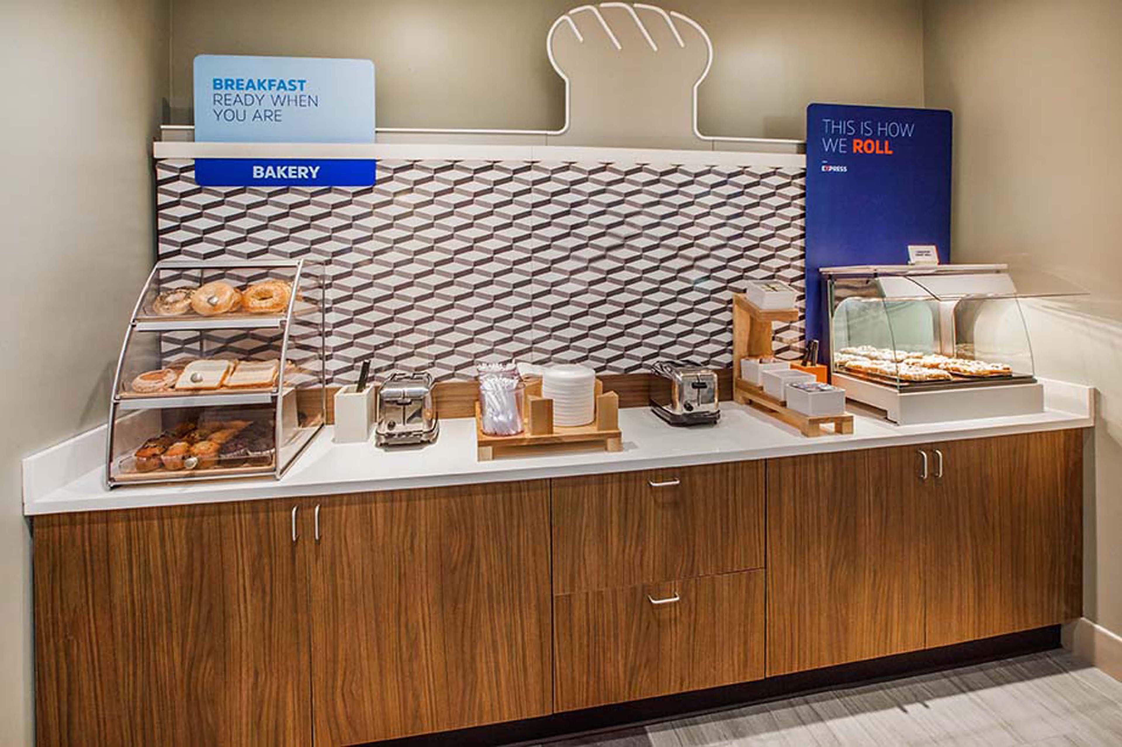 Hotel Holiday Express & - Nearest Universal By Ihg Orlando